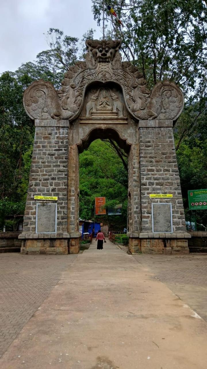 The Peak Residence Nallathanniya Buitenkant foto