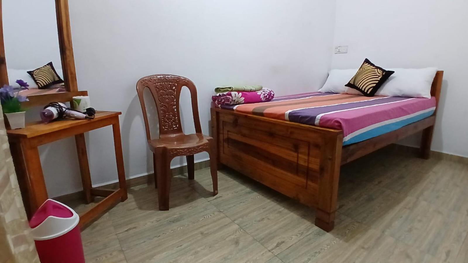 The Peak Residence Nallathanniya Buitenkant foto